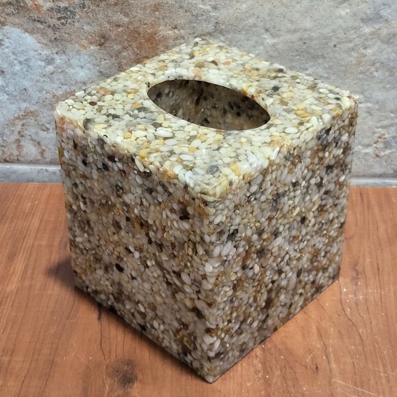 The Great Indoors Tissue Cover Pebble Resin - Picture 4 of 12